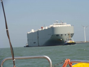 Soon the California Highway was on the leach and was towed slowly into the harbour.