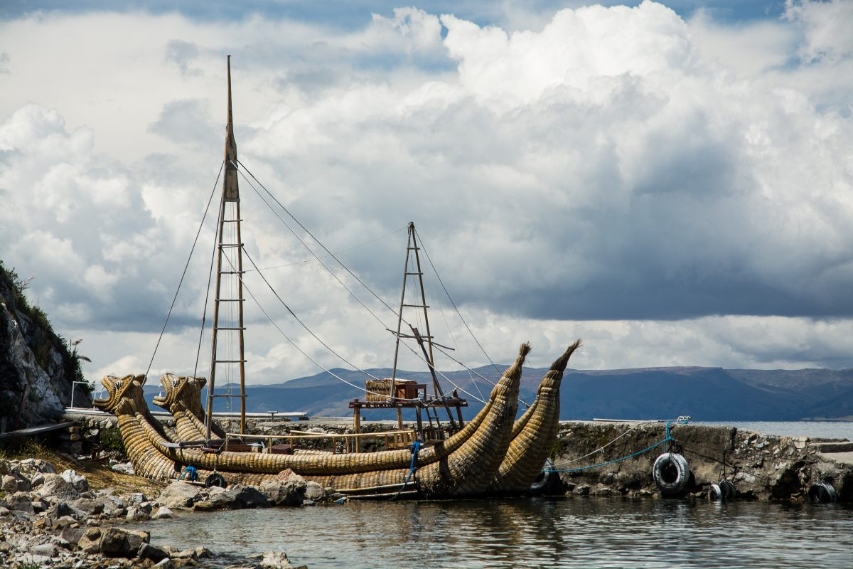 Umgekert wurde Thor Heyerdahls seegängige Ra im Titicacasee gebaut