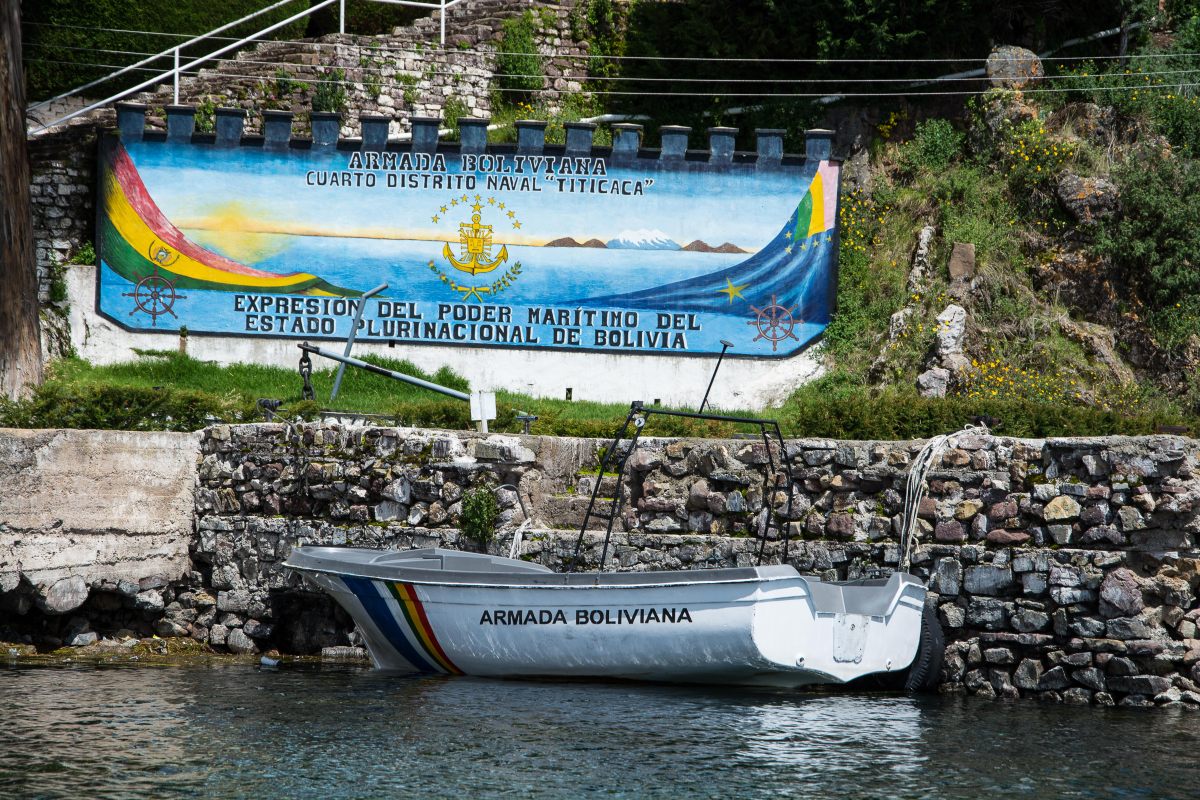 Boliviens Armada: Eine Seestreitmacht in einem Binnensee