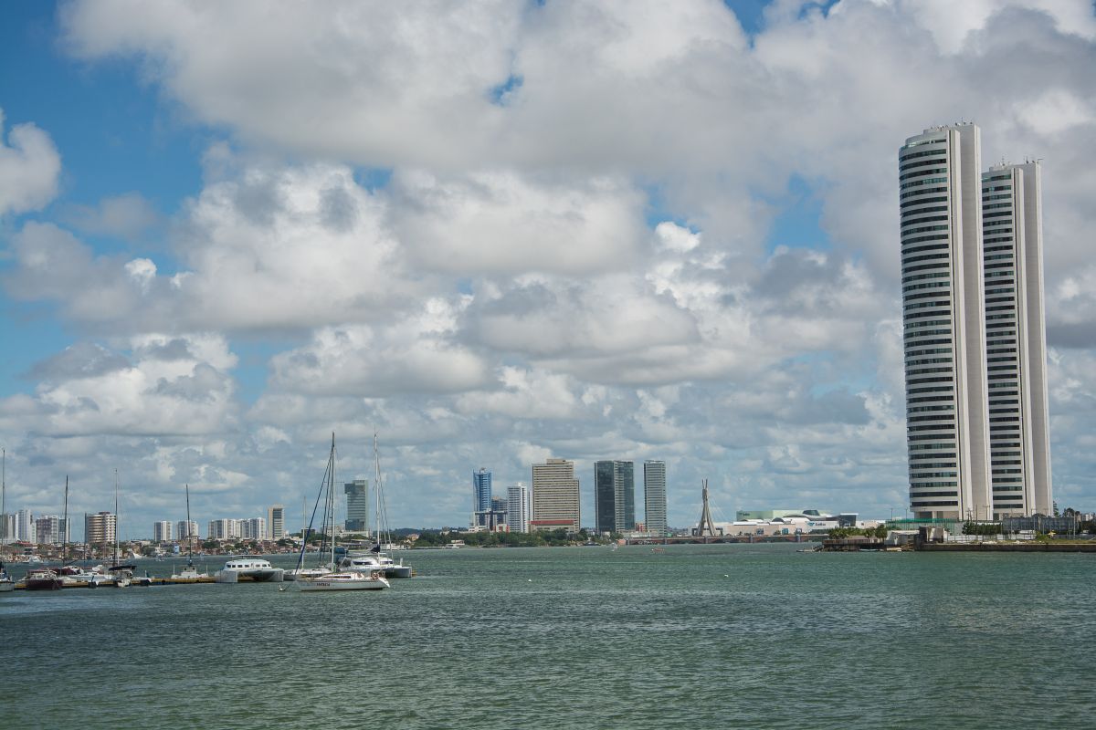 Recife Eine Stadt zum Leben. Zumindest am Sonntag Segeln mit Yemanja