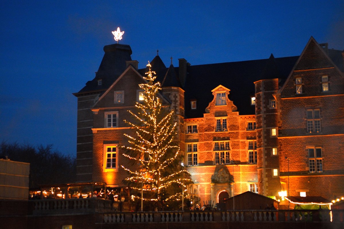 Weihnachtsmarkt auf Schloss Merode