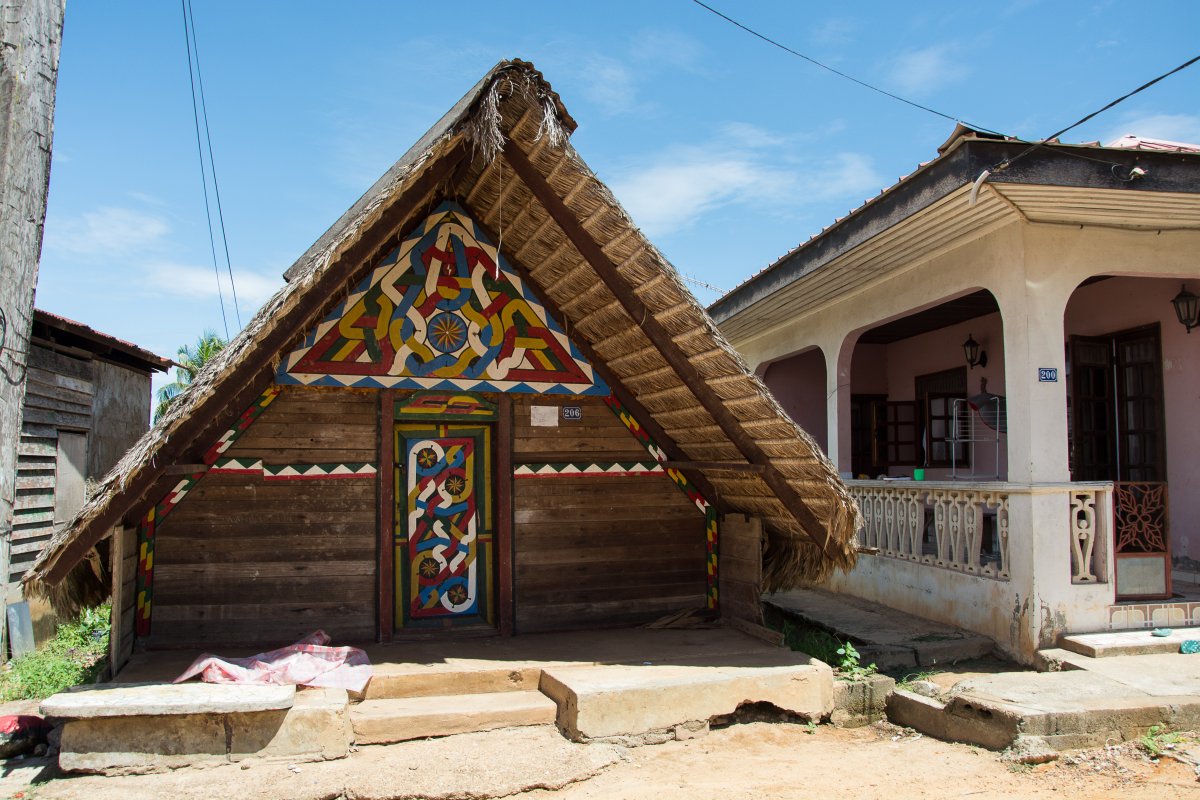 Traditionelles Maroonhaus in Apatou - gibt leider nicht mehr viele