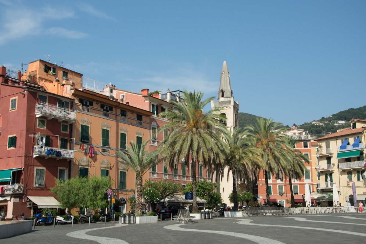 Piazza Garibaldi, Lerici - www.sy-yemanja.de